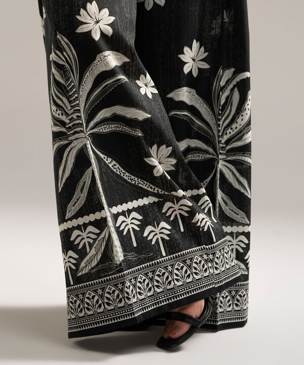 Printed Crosshatch Flared Pants