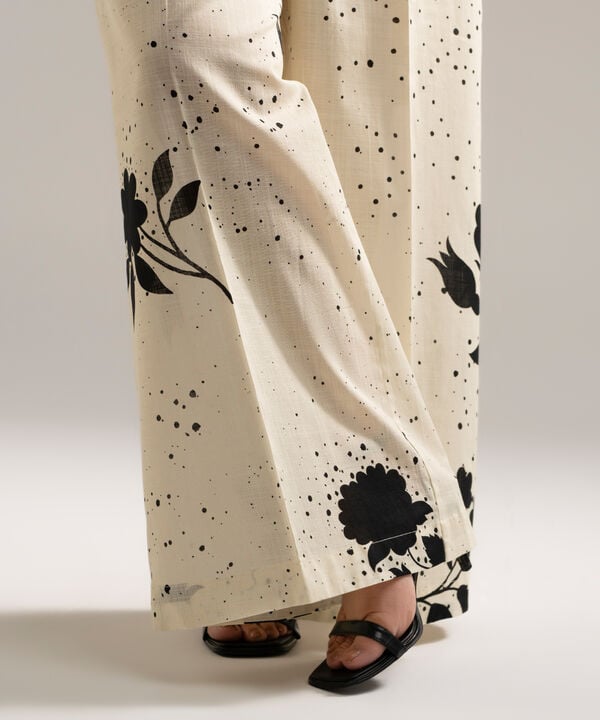 Printed Crosshatch Flared Pants