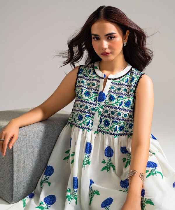 Printed Lawn Peshwas