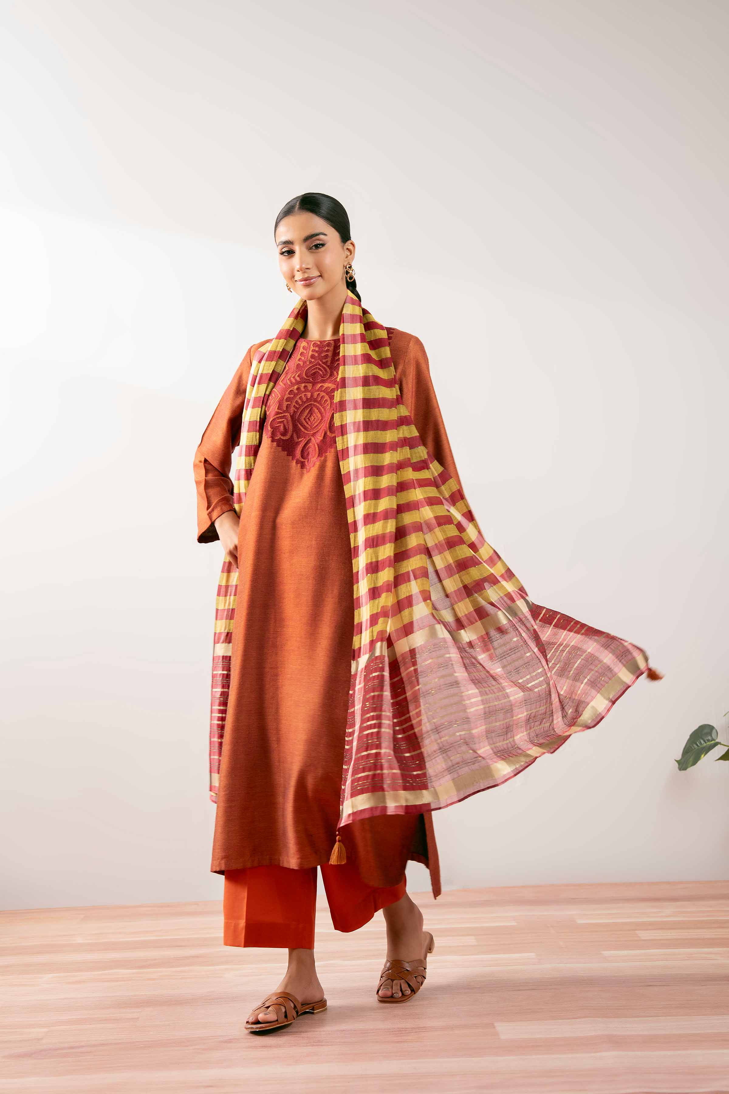 3 Piece - Embroidered Suit - PS25-212