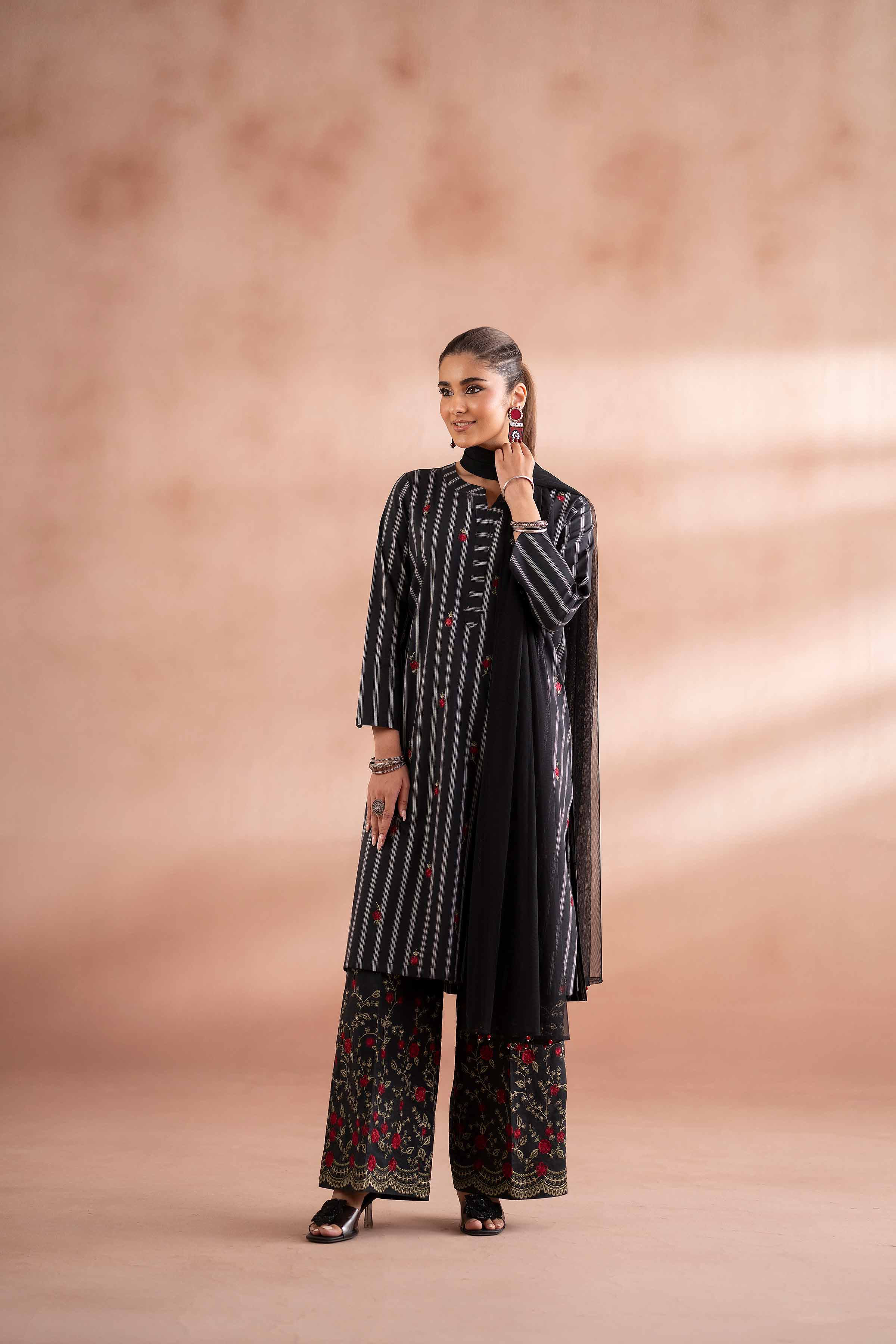 3 Piece - Embroidered Suit - PS25-214