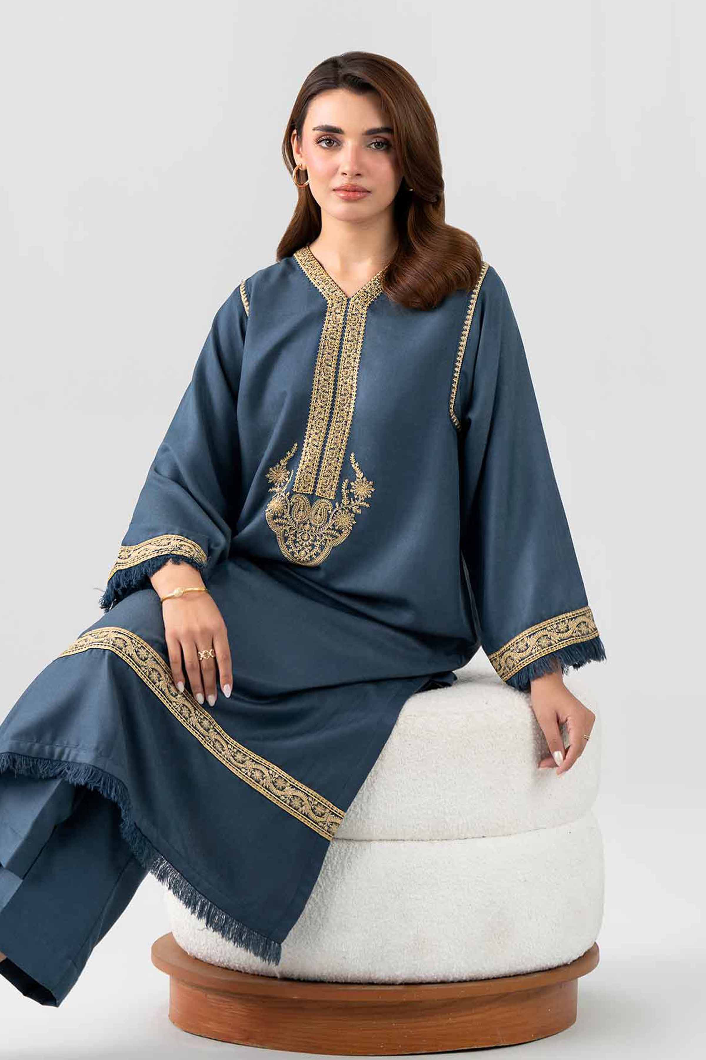 2 Piece - Embroidered Suit - PS26-160