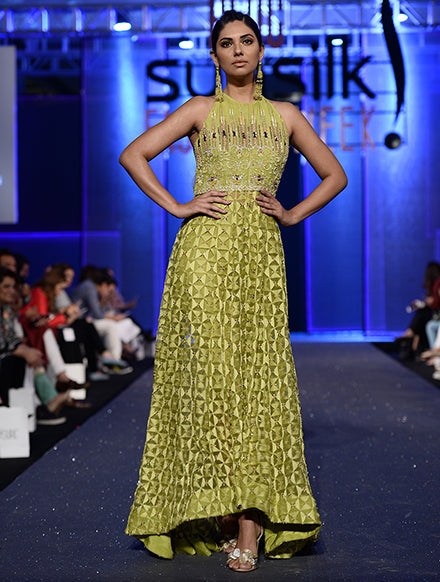 faiza saqlain