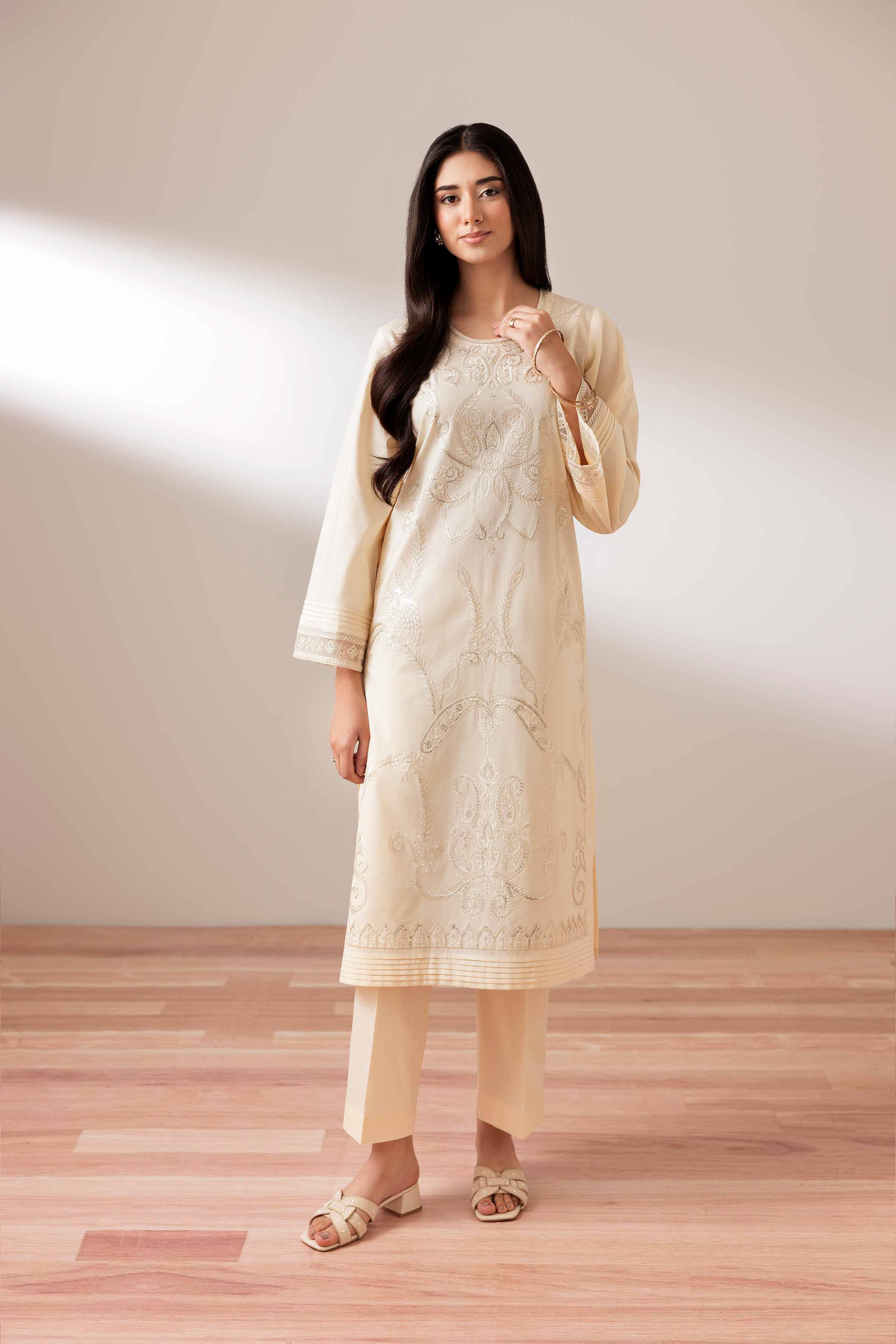 2 Piece - Embroidered Suit - PUS25-76