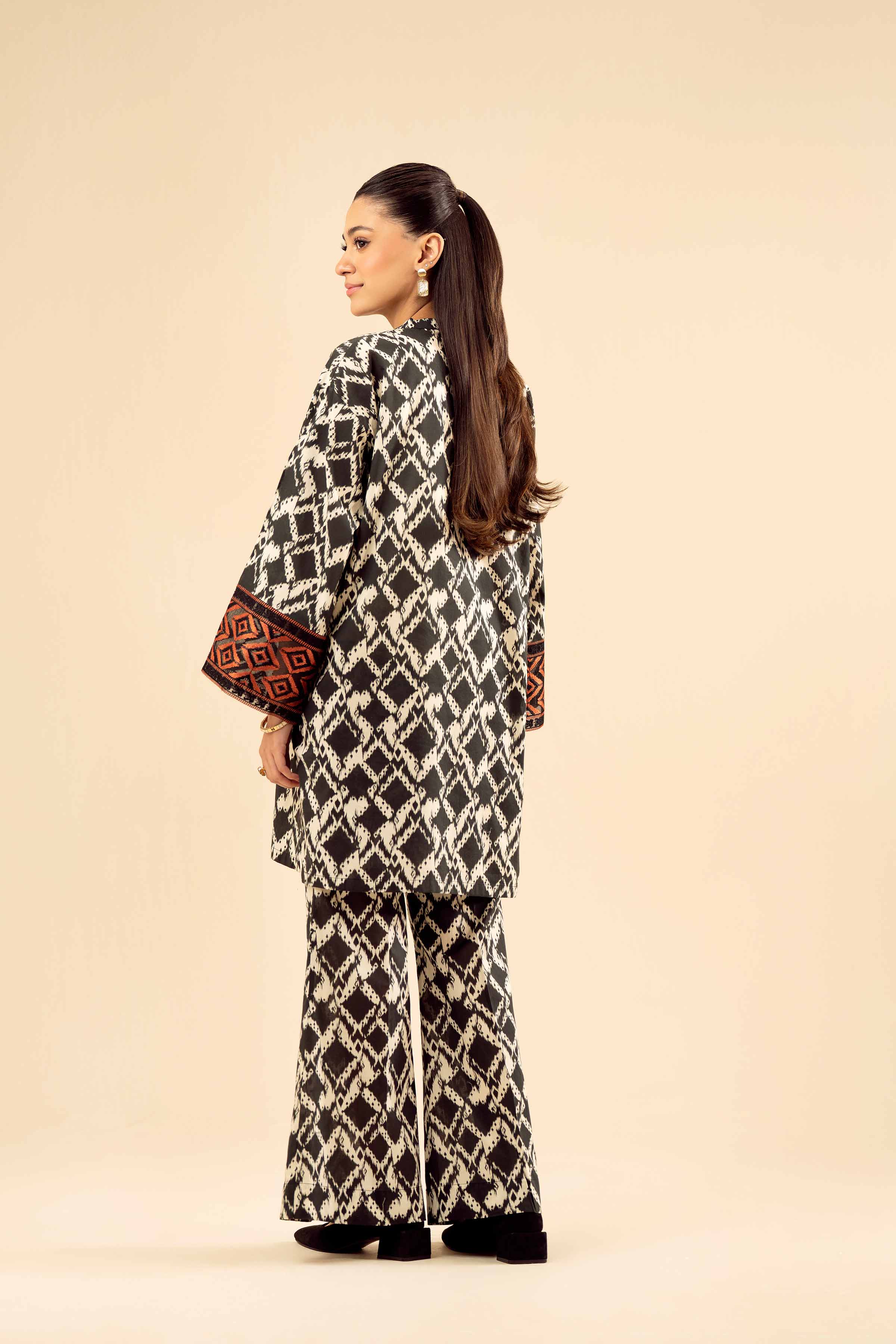 2 Piece - Printed Embroidered Suit - PW25-01