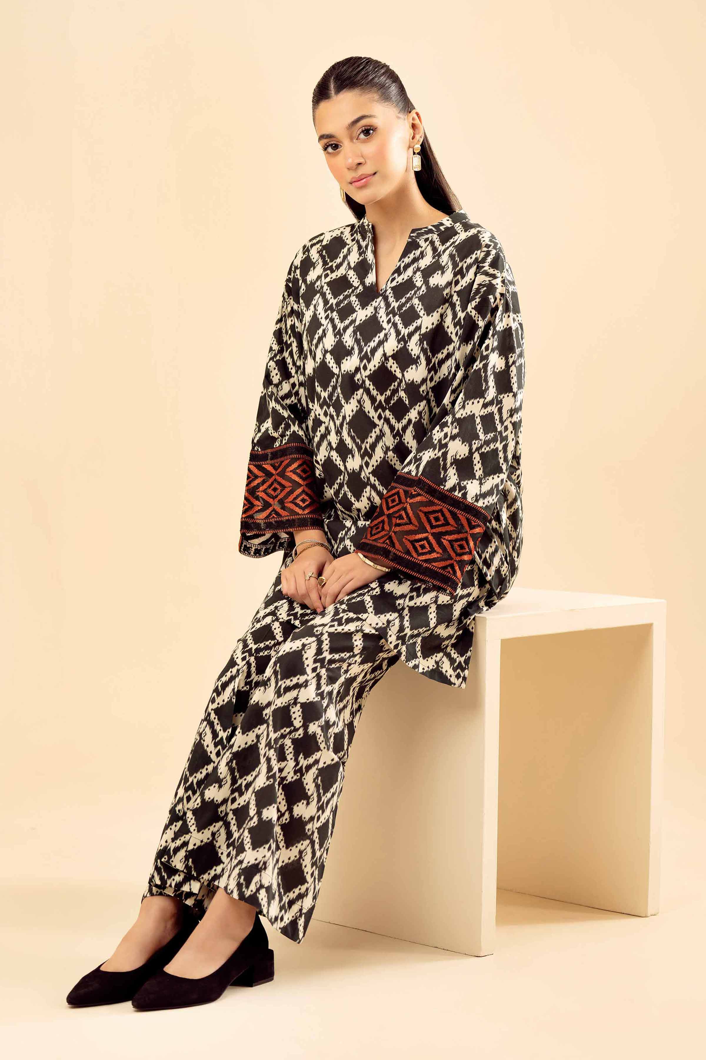 2 Piece - Printed Embroidered Suit - PW25-01
