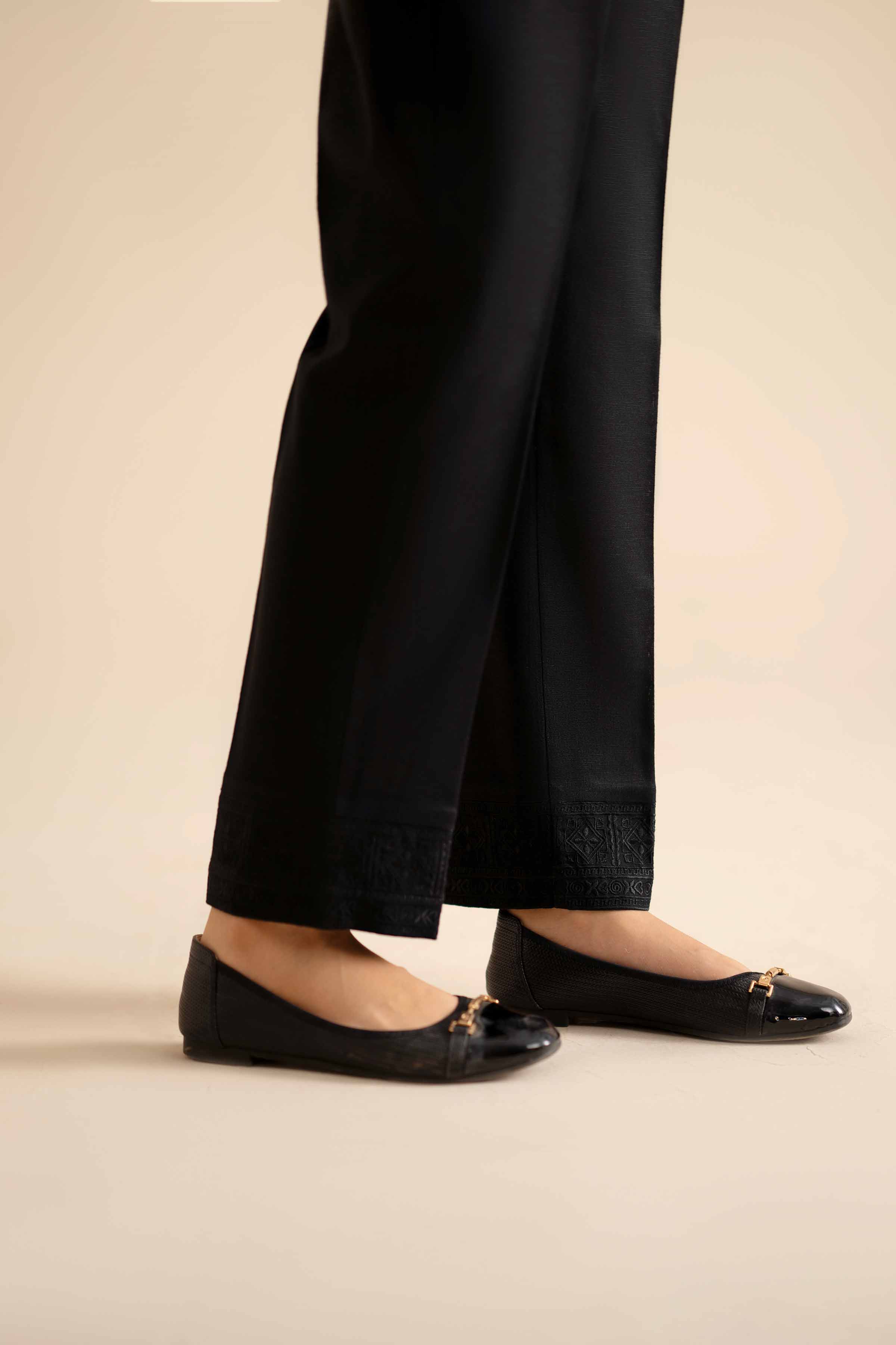 Embroidered Trousers - PW25-141