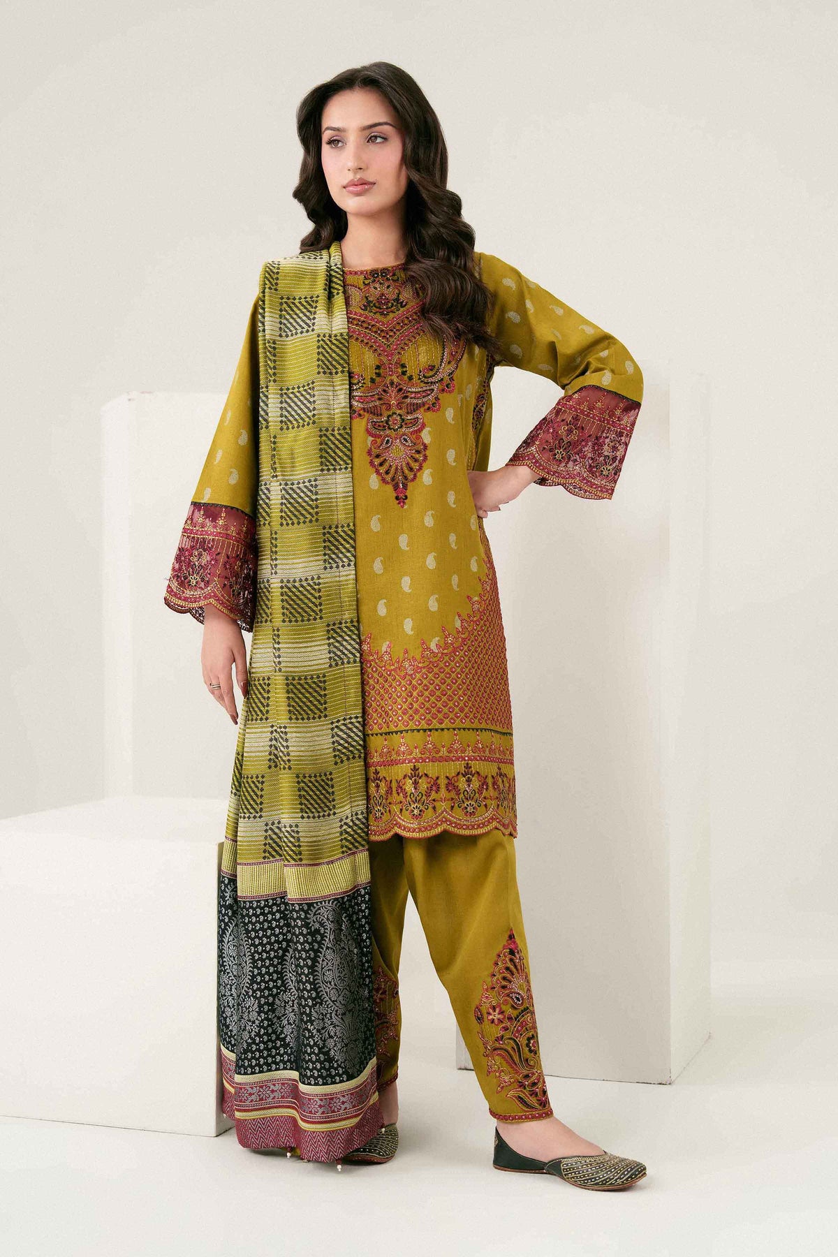 3 PIECE - PRINTED EMBROIDERED SUIT - PW25-178