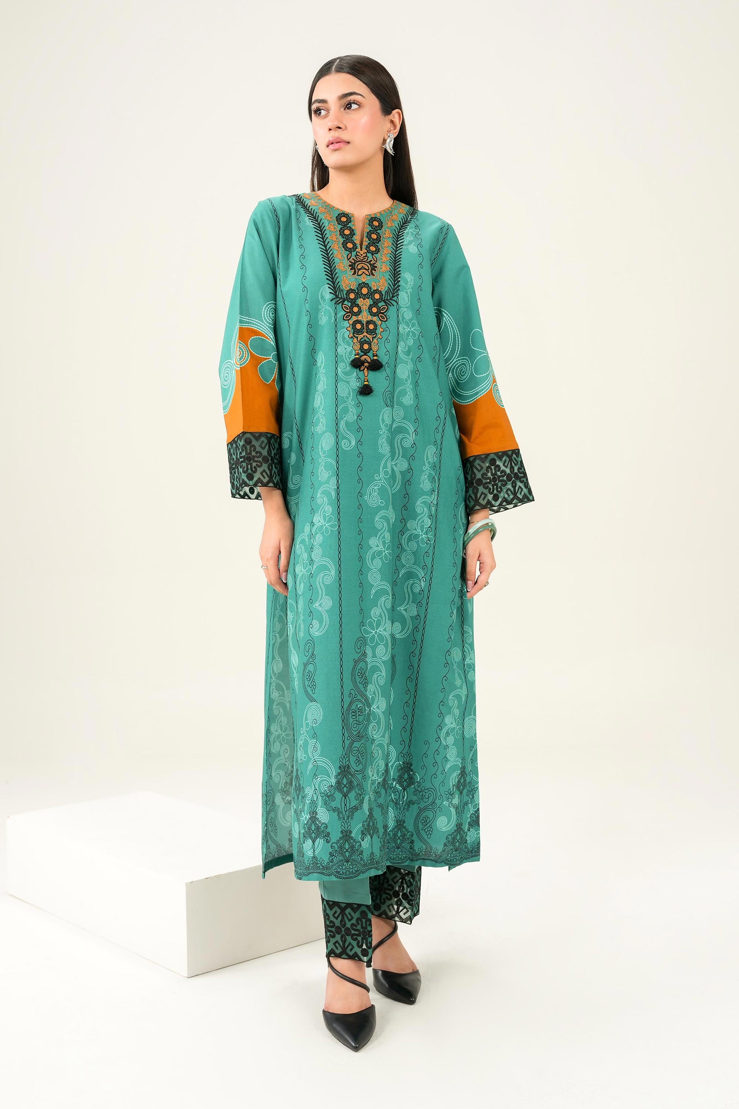 2 Piece - Printed Embroidered Suit - PW25-279