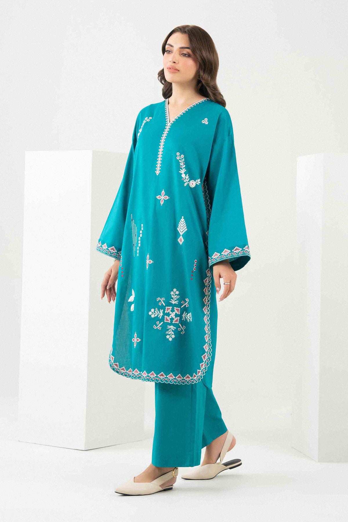 Green 2 Piece - Embroidered Suit - PW25-392