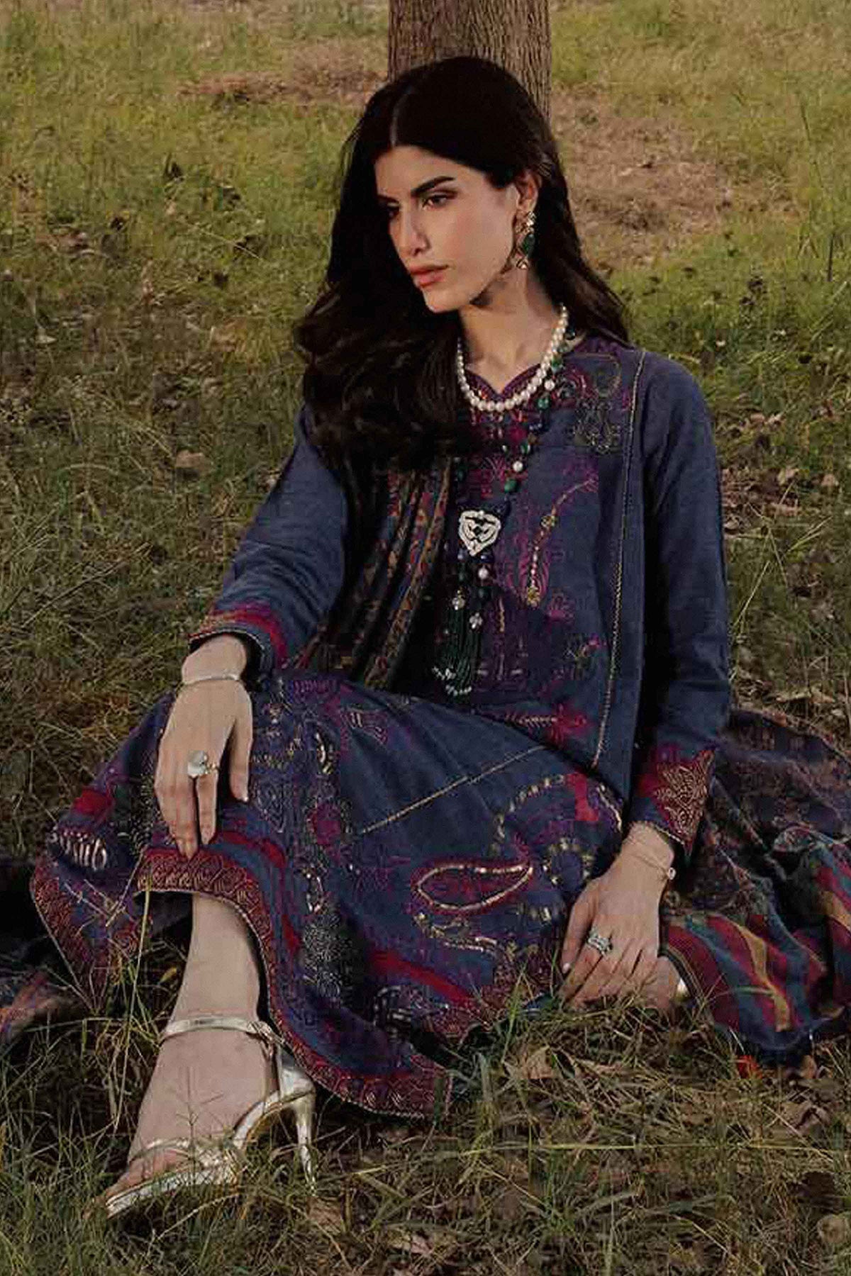3 Piece - Embroidered Suit - PW25-478