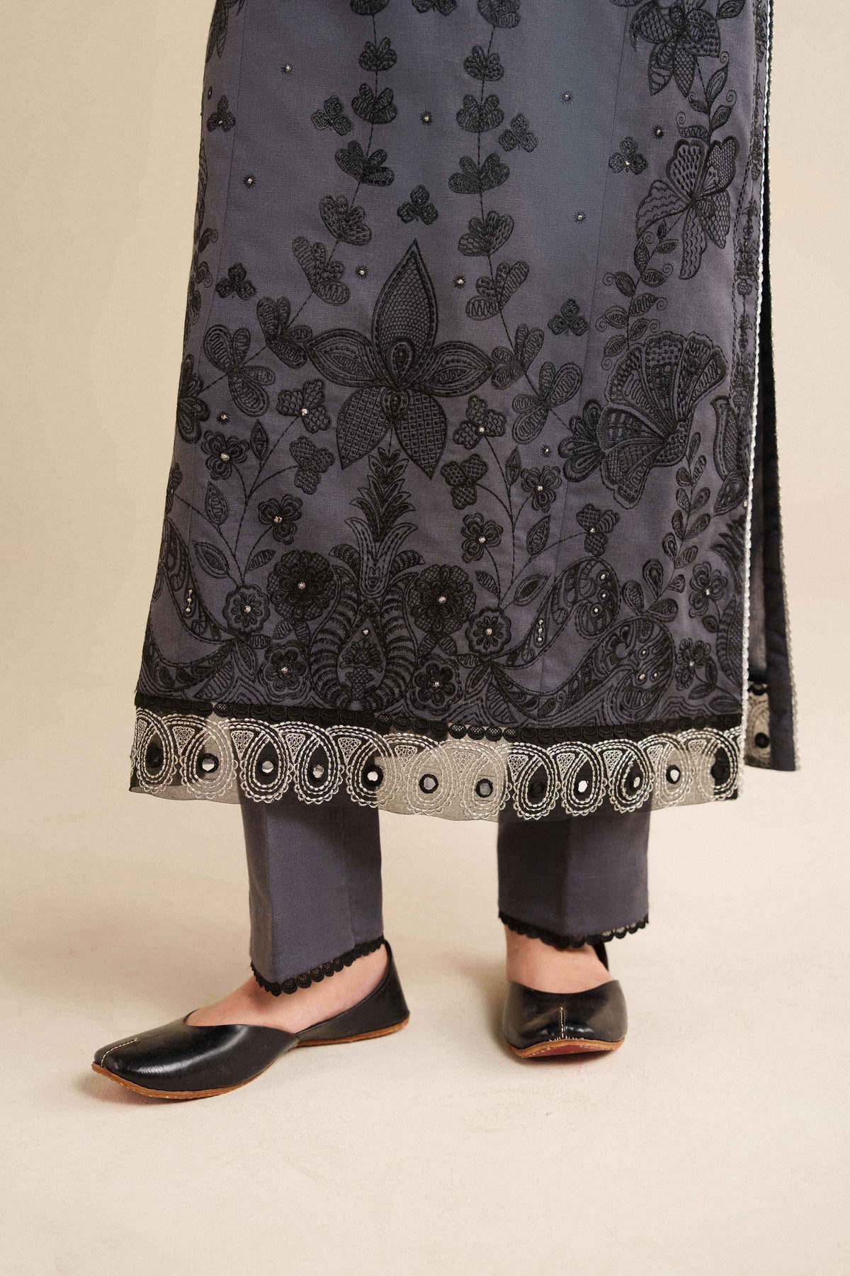 Grey 3 Piece - Embroidered Suit - PW25-483