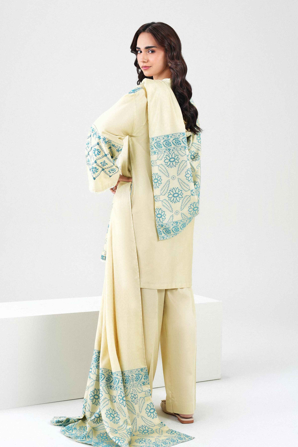Off White 3 Piece - Embroidered Suit - PW25-502