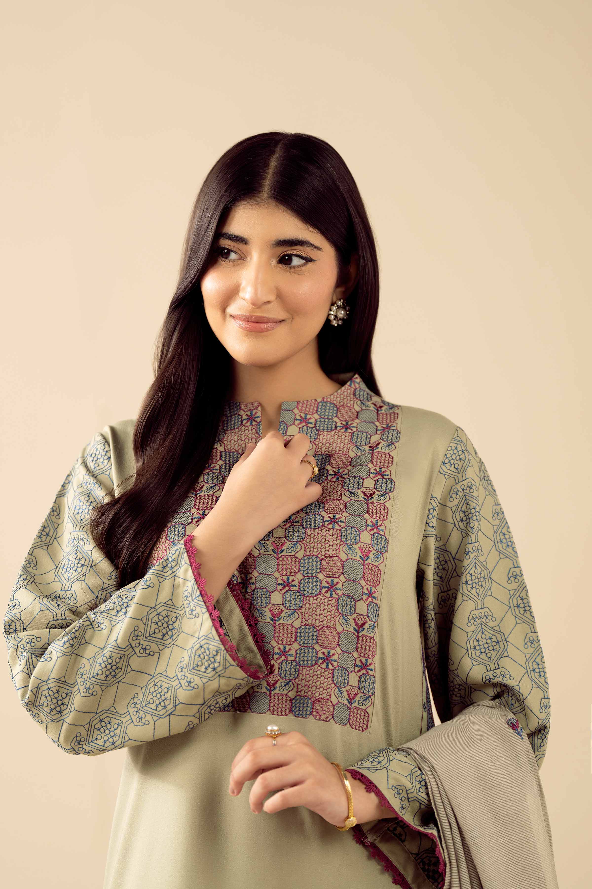 2 Piece - Embroidered Suit - PW25-77