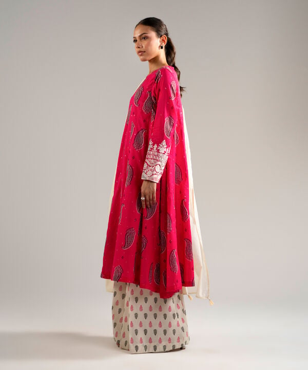 3 Piece - Embroidered Lawn Suit