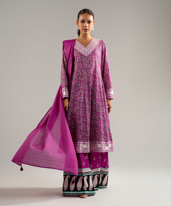 3 Piece - Embroidered Lawn Suit