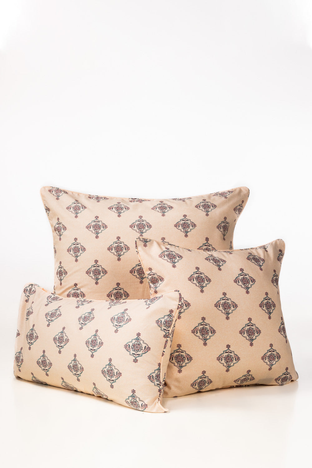 Paisley Blush T-150 Square Cushion Cover