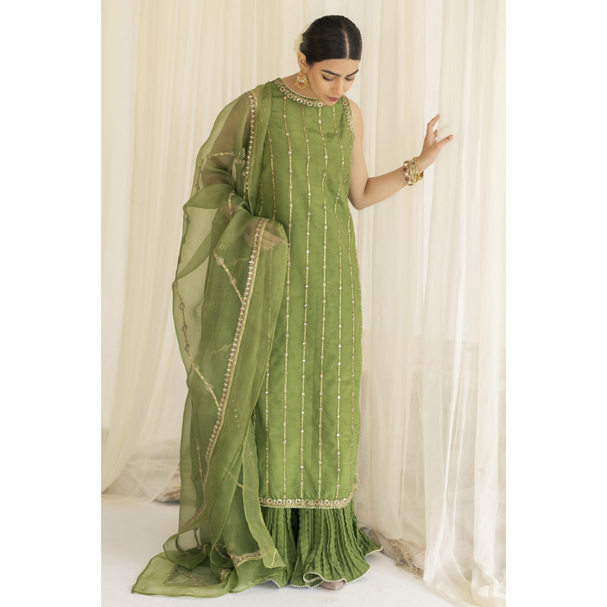 Pear Green Outfit