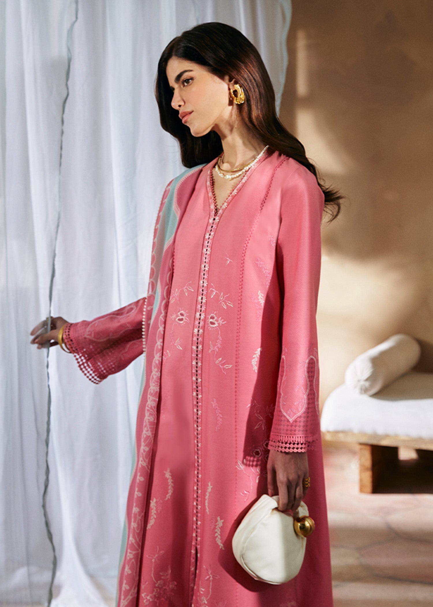 https://cdn.shopify.com/s/files/1/1146/5868/files/Pink04.jpg?v=1715952200