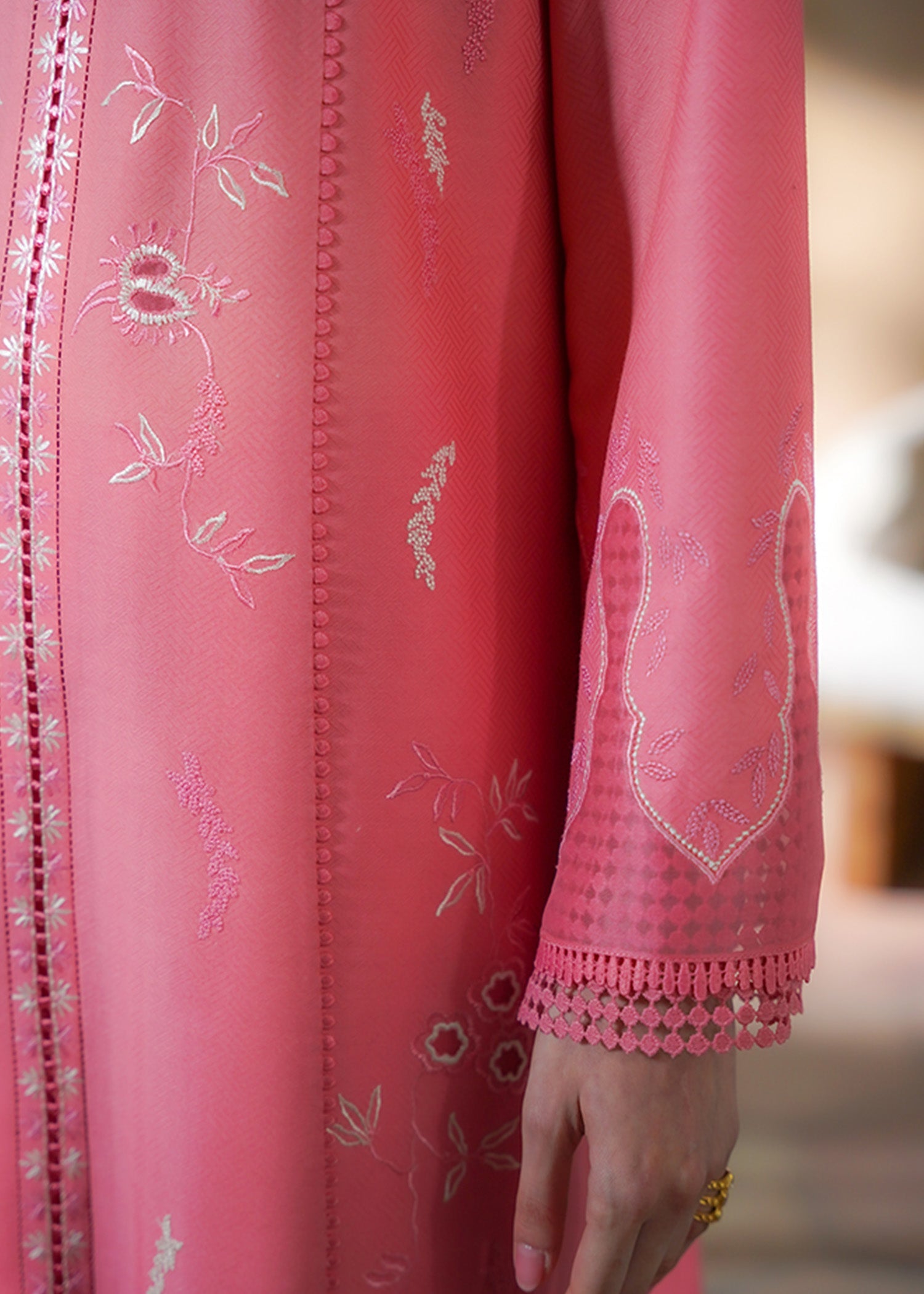 https://cdn.shopify.com/s/files/1/1146/5868/files/Pink06.jpg?v=1715952200