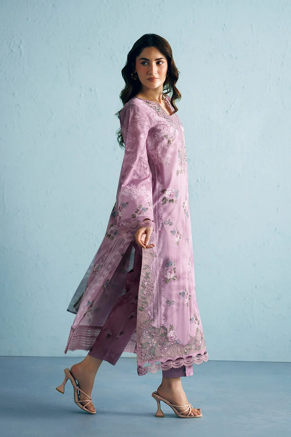 https://cdn.shopify.com/s/files/1/0019/7217/4947/files/PinkLawnShirtwithChiffonDupattaandCottonTrouser-SummerySky-Vol1-36.webp?v=1781347231