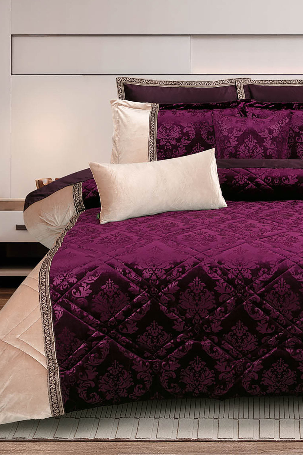 Pomegranate Velvet Embossed Comforter Set