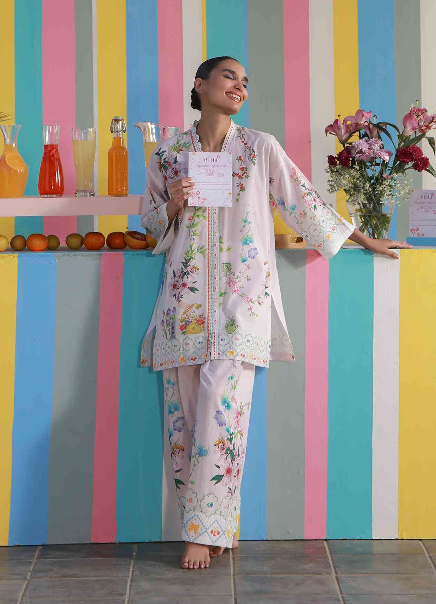 https://cdn.shopify.com/s/files/1/0663/9616/0233/files/PrettySummer_2_7e4715d8-df9e-43c1-82c6-5883a516b168.jpg?v=1775739565
