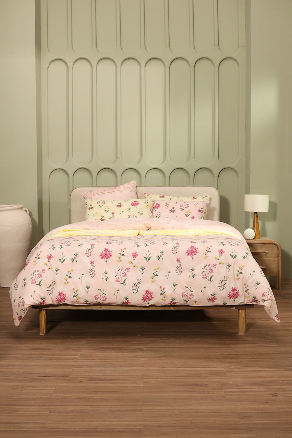 https://cdn.shopify.com/s/files/1/0706/3253/8159/files/PrimroseDuvet001.jpg?v=1759329619