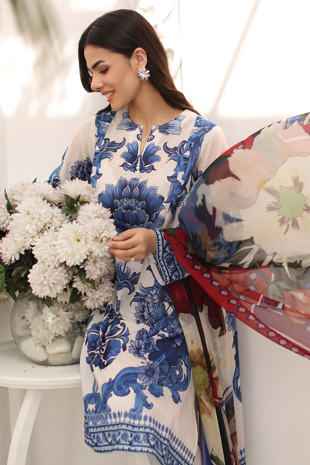 3 Piece Printed Lawn Suit With Chiffon Dupatta