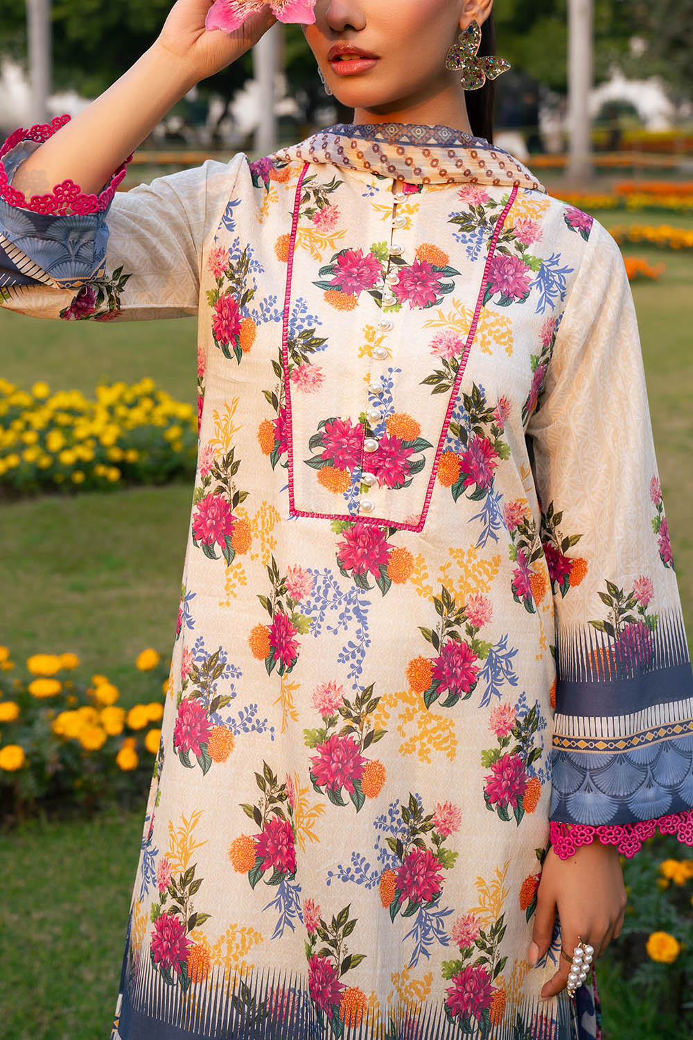 3 Piece Printed Lawn Suit With Chiffon Dupatta