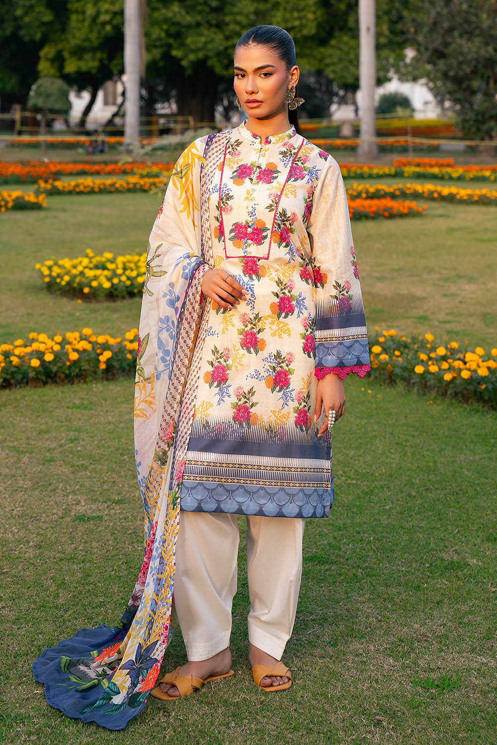 3 Piece Printed Lawn Suit With Chiffon Dupatta