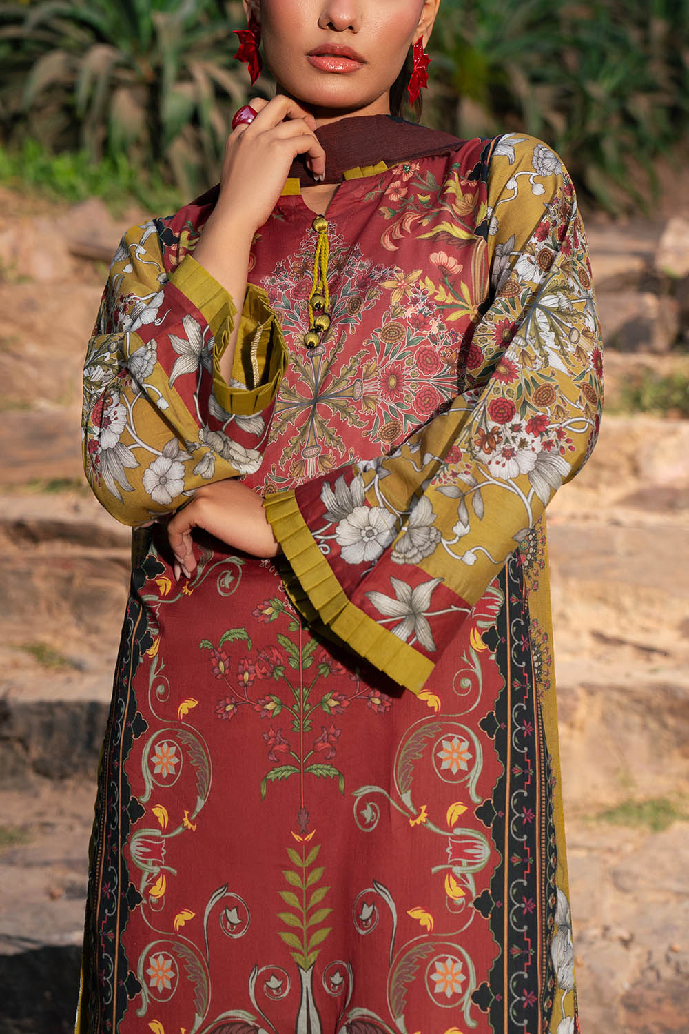 3 Piece Printed Lawn Suit With Chiffon Dupatta