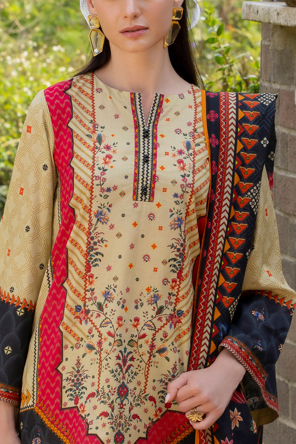 3 Piece Printed Cambric Suit with Lawn Dupatta CBN-62005