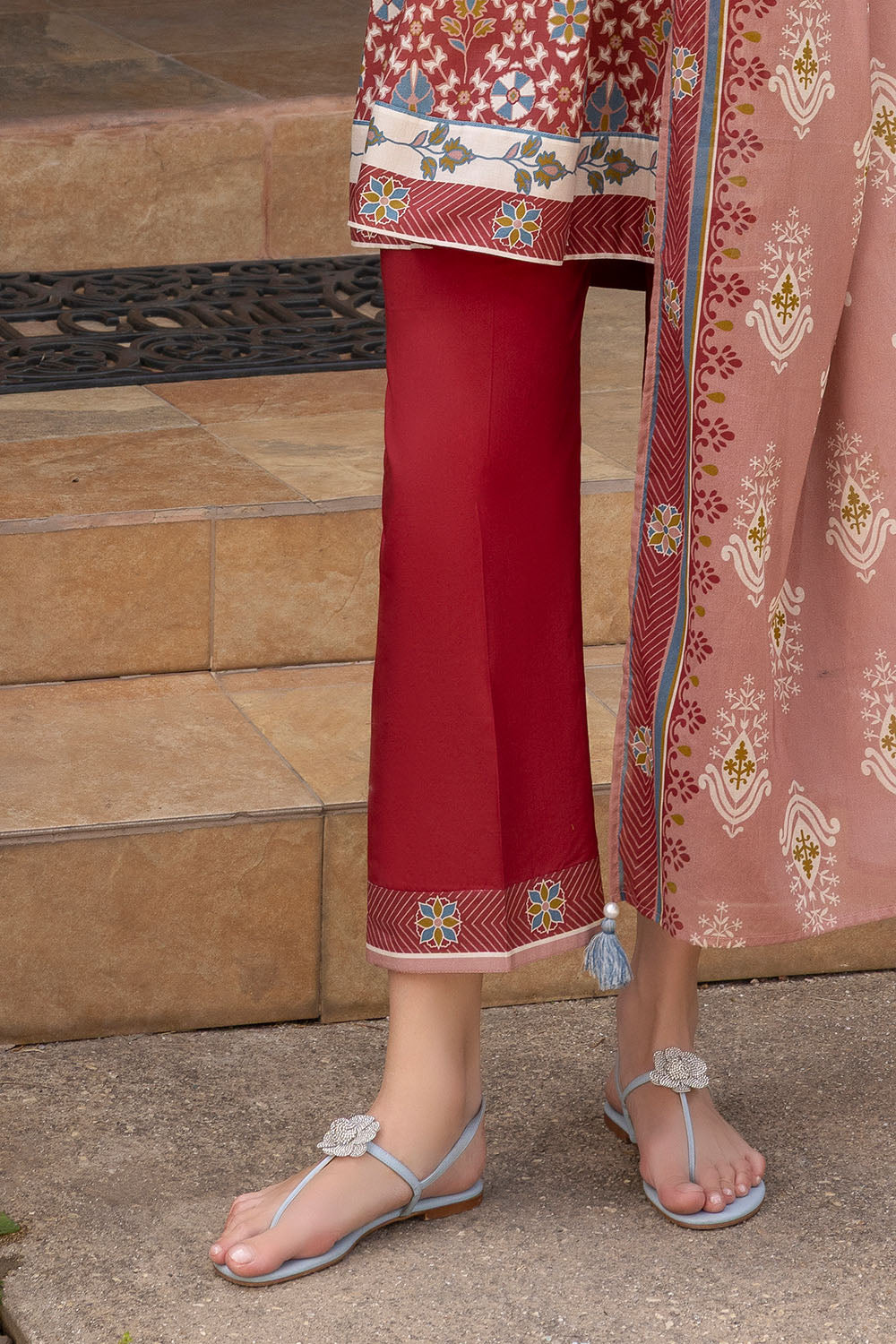 3 Piece Printed Cambric Suit With Lawn Dupatta