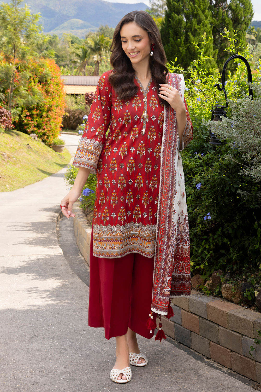 3 Piece Printed Cambric Suit With Lawn Dupatta
