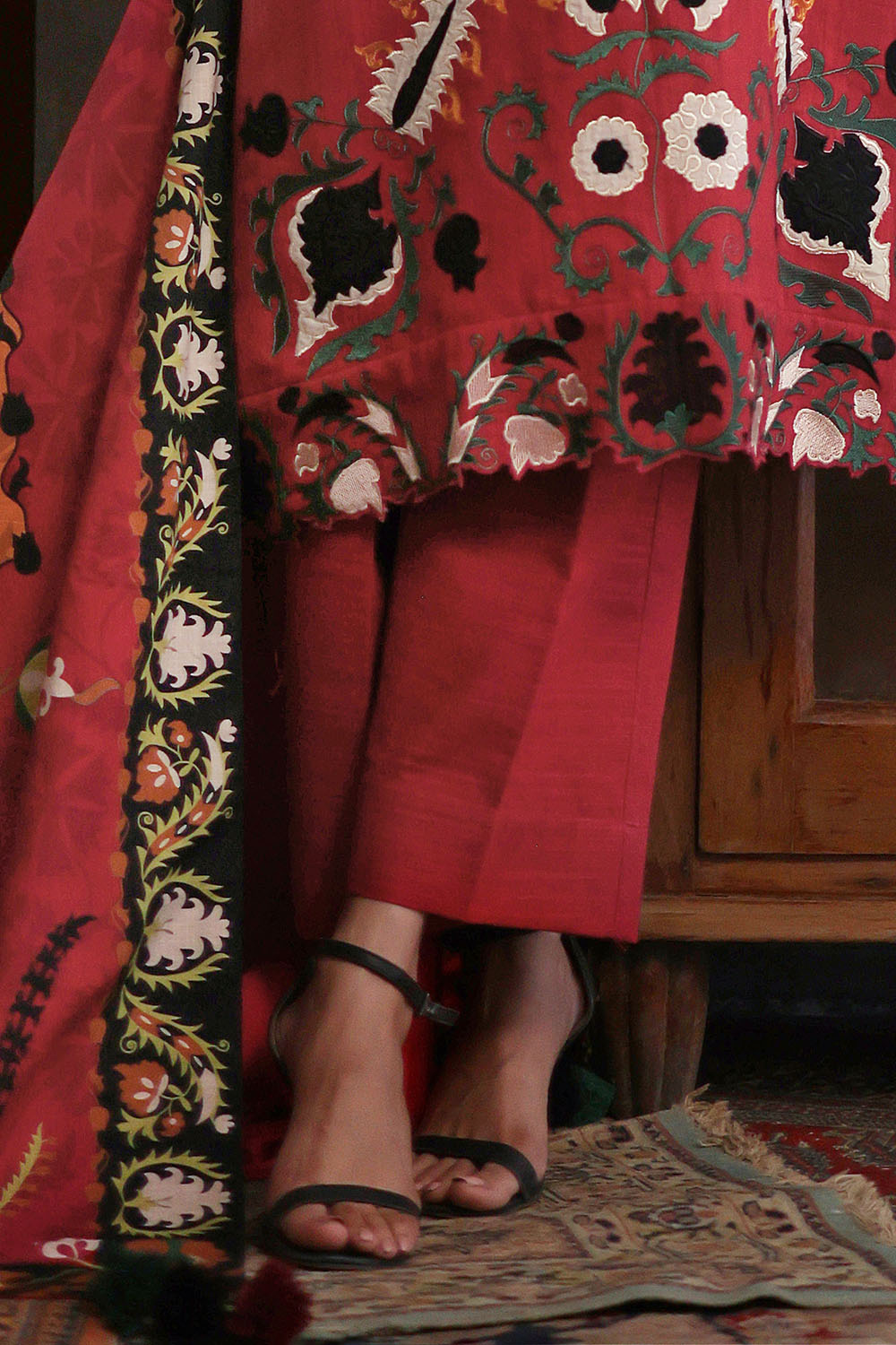 3 Piece Embroidered Khaddar Suit with Printed Khaddar Dupatta