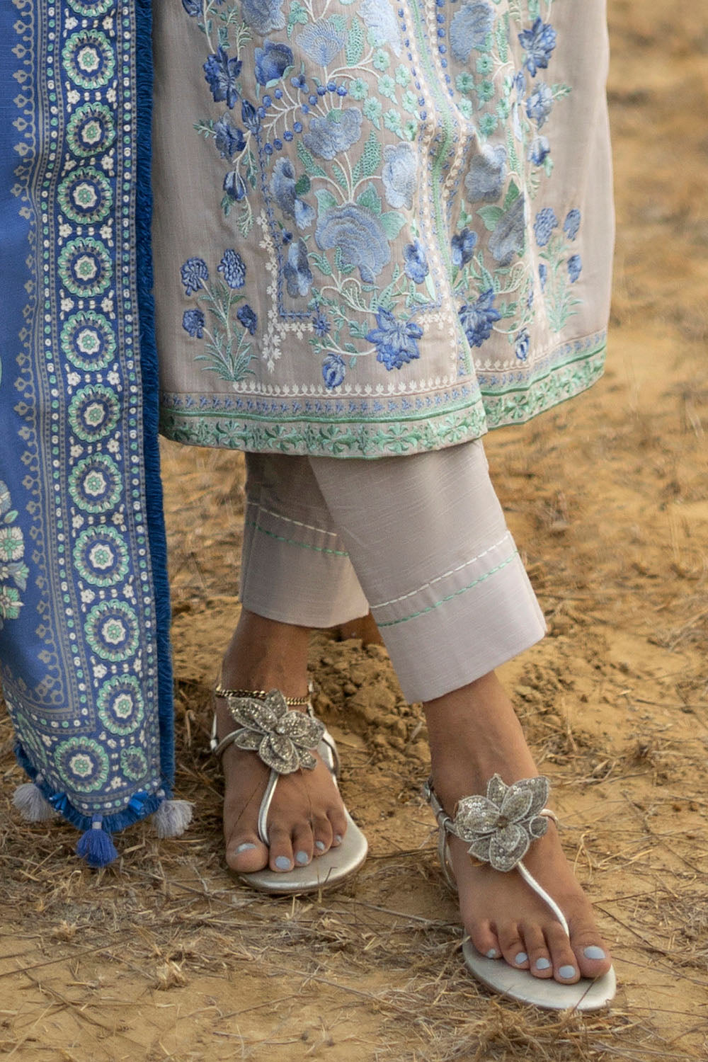 3 Piece Embroidered Khaddar Suit with Lacquer Printed Khaddar Dupatta