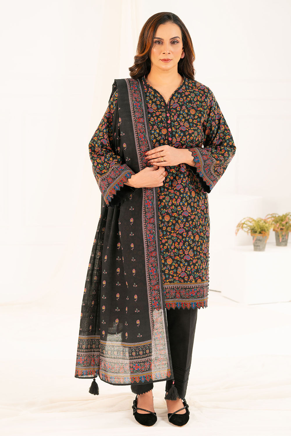 3 Piece Printed Khaddar Suit With Dupatta