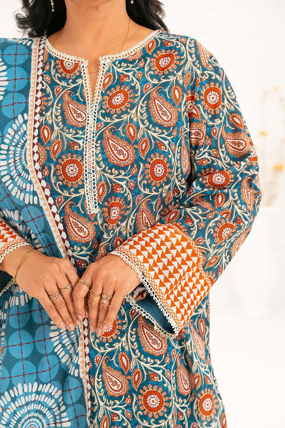 3 Piece Printed Khaddar Suit with Dupatta