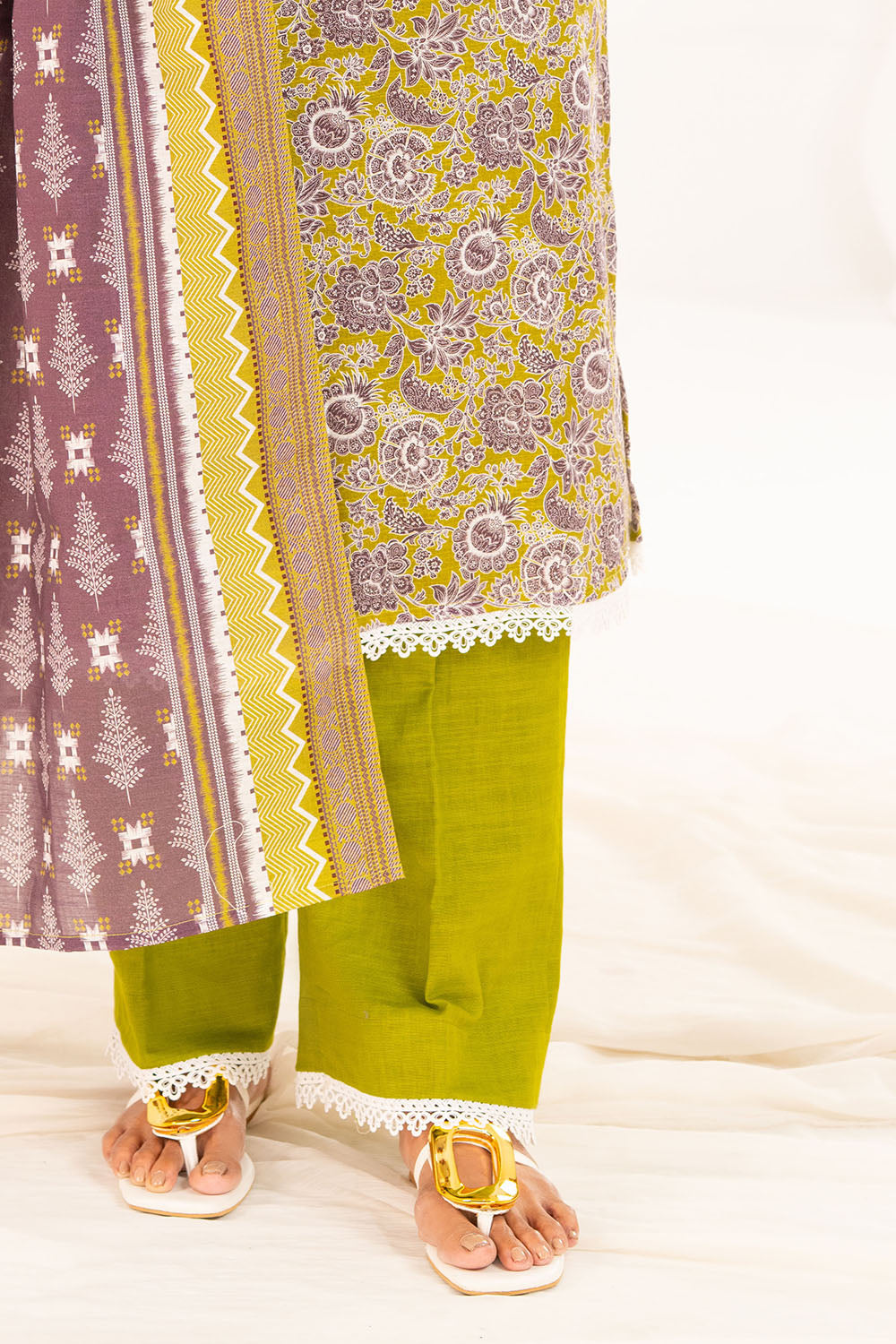 3 Piece Printed Khaddar Suit with Dupatta