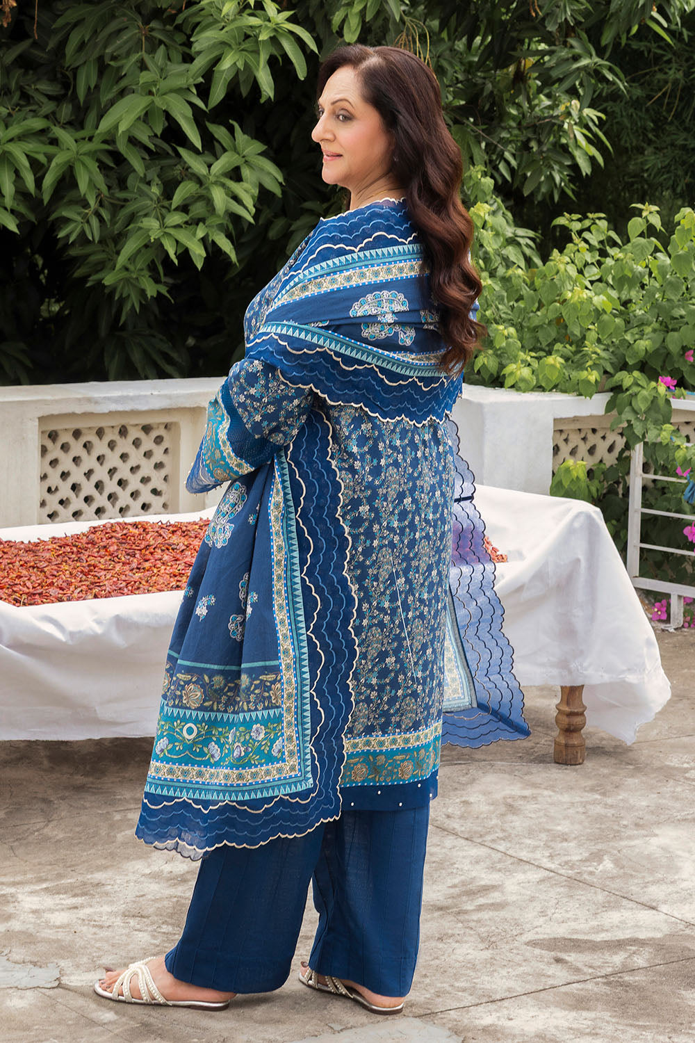 3 Piece Printed Khaddar Suit