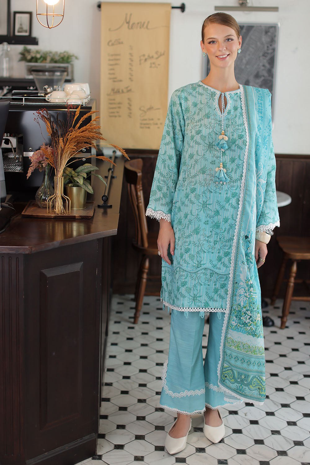 3 Piece Printed Khaddar Suit