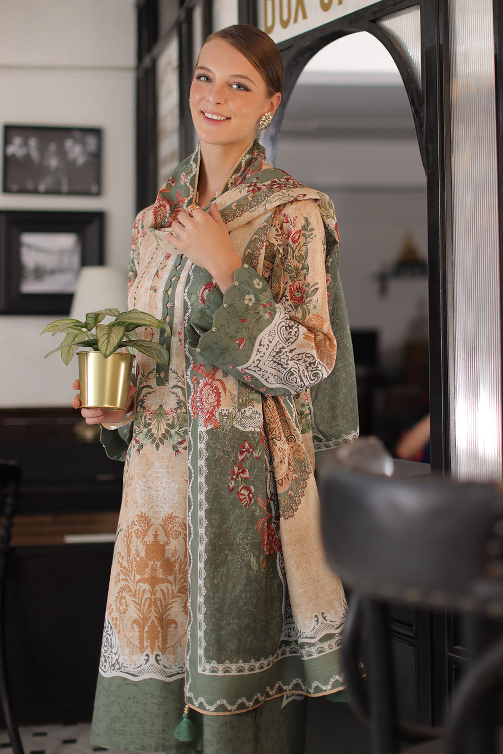 3 Piece Printed Khaddar Suit