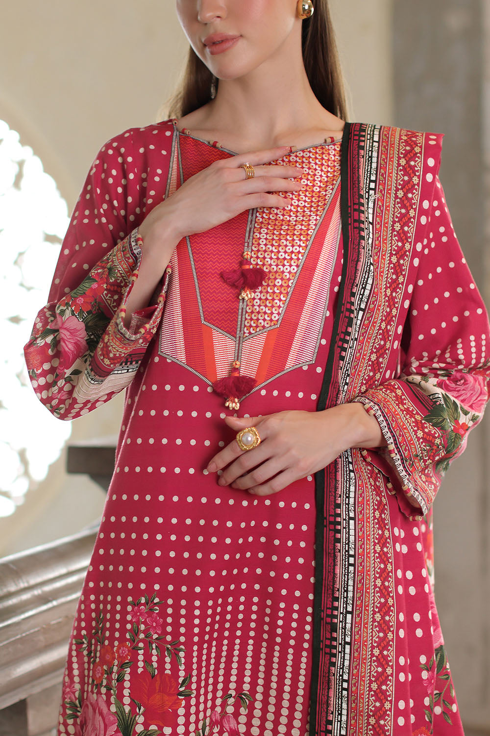 3 Piece Printed Khaddar Suit