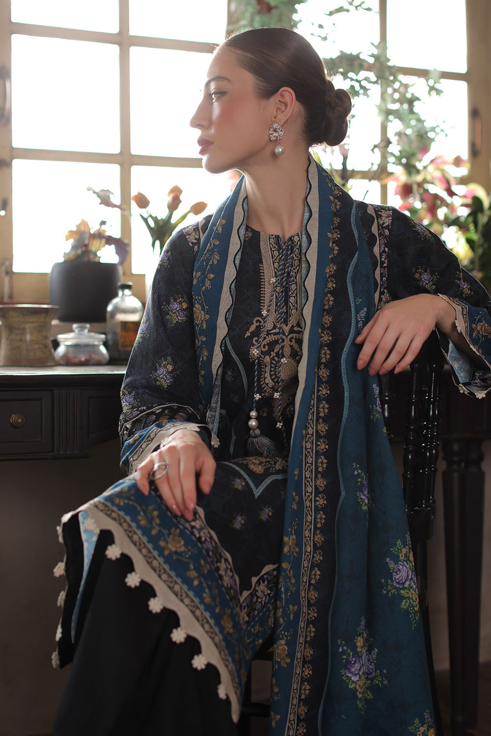 3 Piece Printed Khaddar Suit