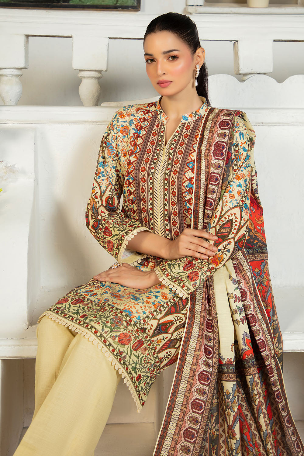 3 Piece Printed Khaddar Suit with Dupatta