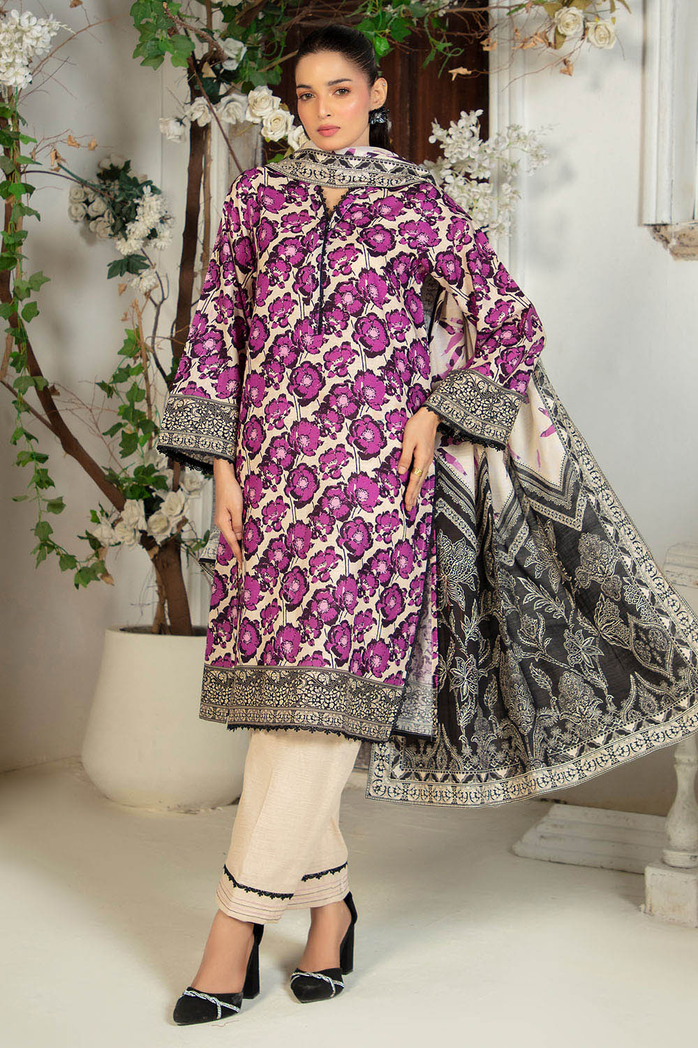 3 Piece Printed Khaddar Suit with Dupatta