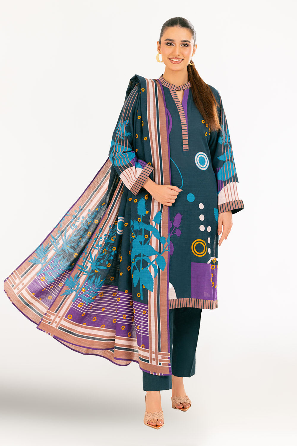 3 Piece Printed Khaddar Suit With Dupatta