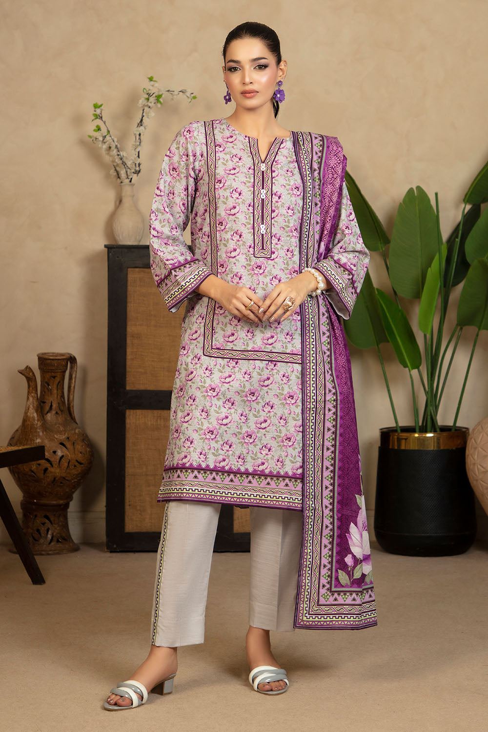 3 Piece Printed Khaddar Suit with Dupatta