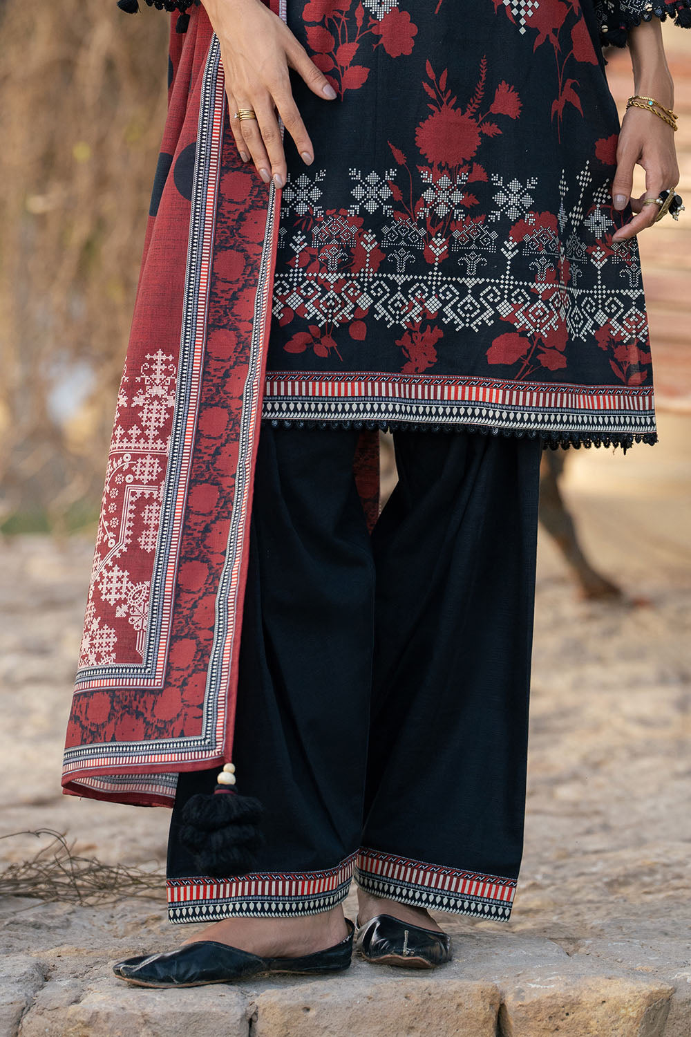 3 Piece Printed Khaddar Suit - W-FB-WCS-26-491797